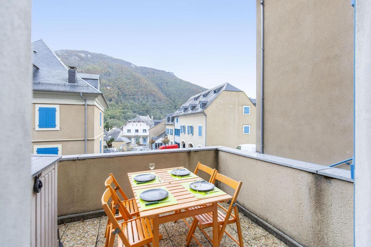 Appartement Terrasse Vue Montagne Campan Luaran gambar